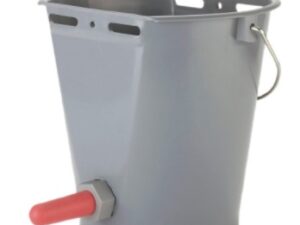 Bucket & Teat Calf Feeding – 8L